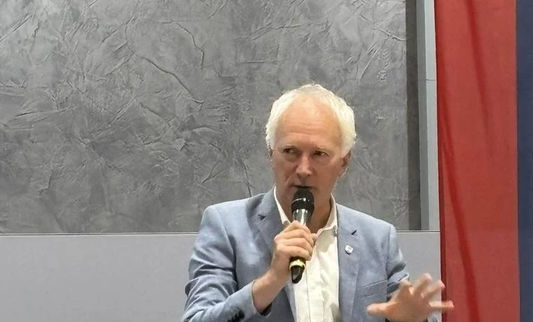 DV_3.2_Grußwort Klapproth.JPEG