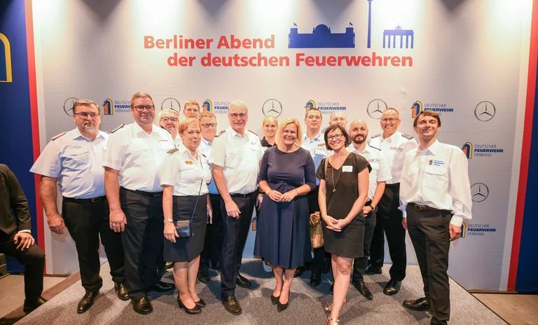 DFV_Berlin_-1058-Faeser-Gruppe-ZdT.jpg