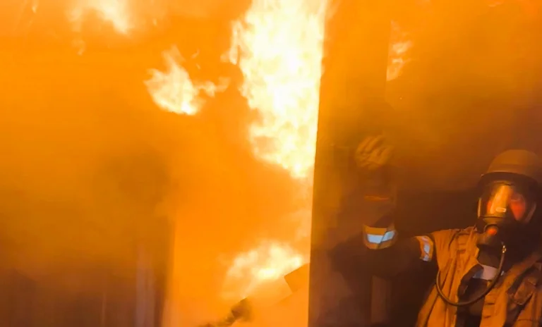 hier nimmt die Feuerwalze seinen Lauf.jpg