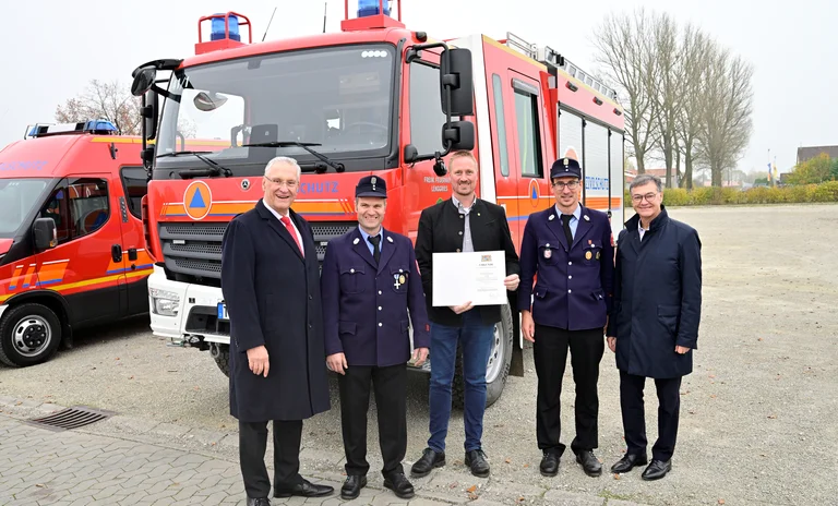 Fahrzeugübergabe_Einsatzkräft_Gunzenhausen_061.jpg