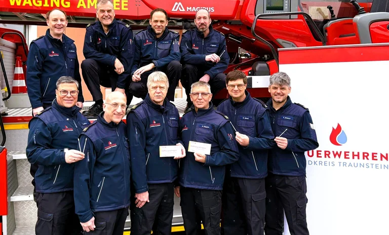 Kreisbrandinspektion beim Testen.jpg