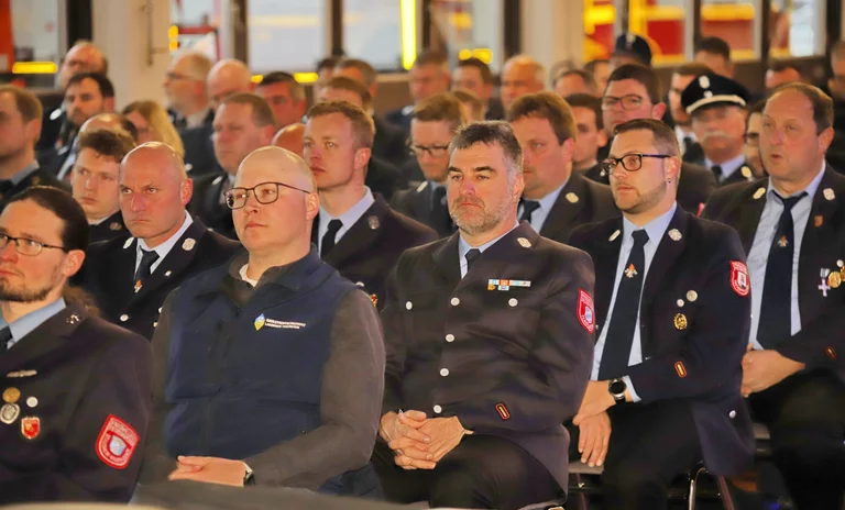 Viele Kommandanten und Stellvertreter waren gekommen.JPG