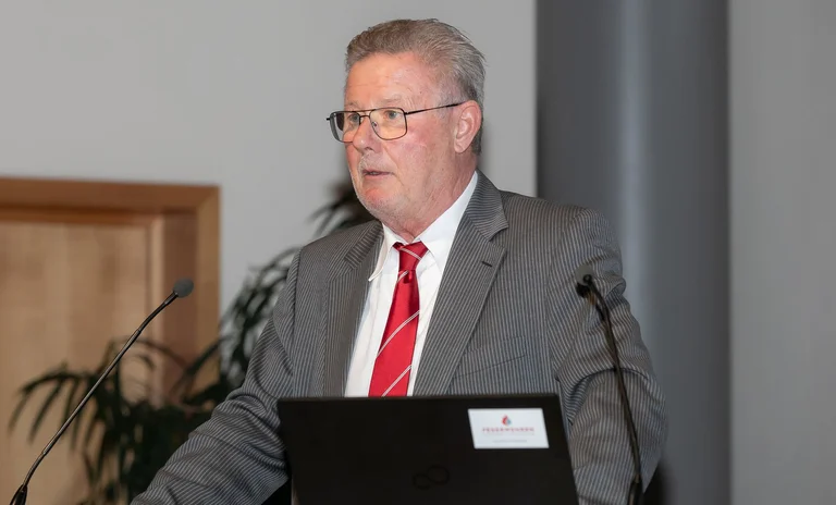 Geschäftsführender Landrat Kohnhäuser.jpg
