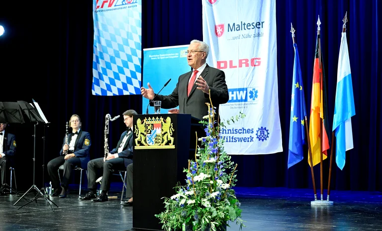 Fahrzeugübergabe_Einsatzkräfte_Gunzenhausen_081.jpg