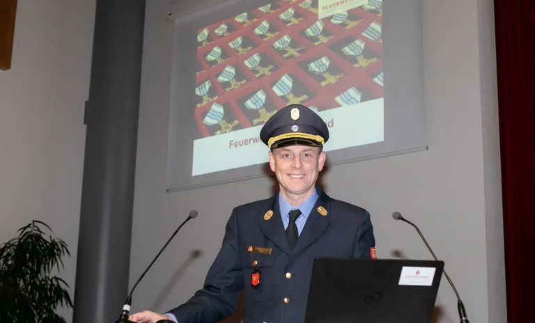 Kreisbrandrat Christof Grundner.jpg