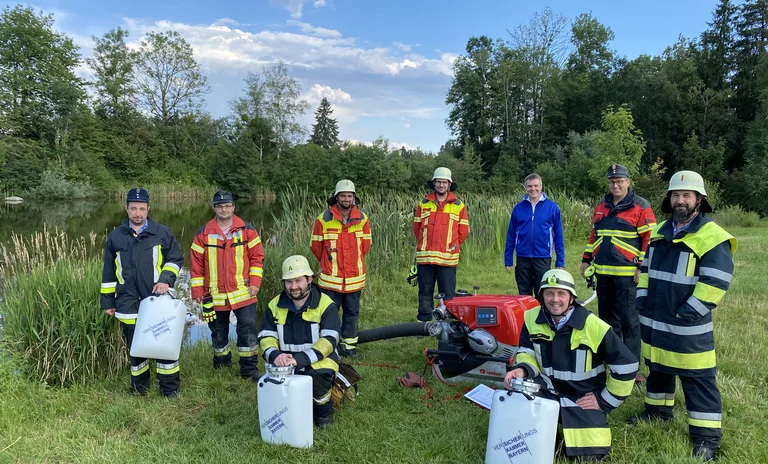Pressefoto Schwimmsauger-Sponsoring VKB 2020.jpeg