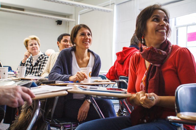 faculty-979900.jpg