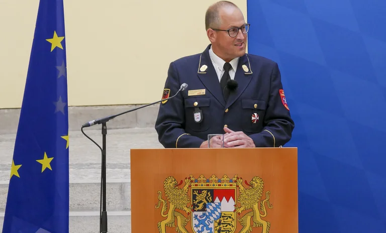 P1030451a.jpg
