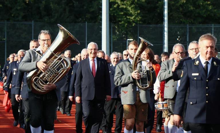 Bild 3 - Eröffnung der Feuerwehraktionswoche in Obertraubling.jpg