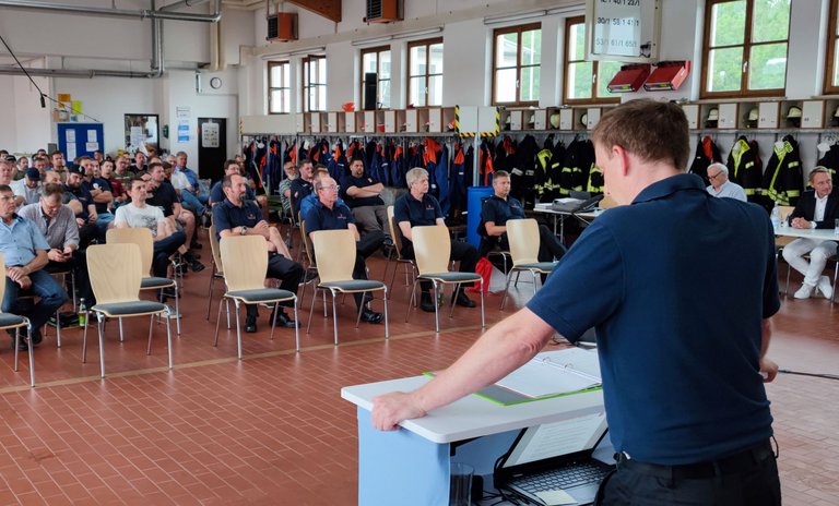 geschlossene Verbandsversammlung des KFV Traunstein.jpg