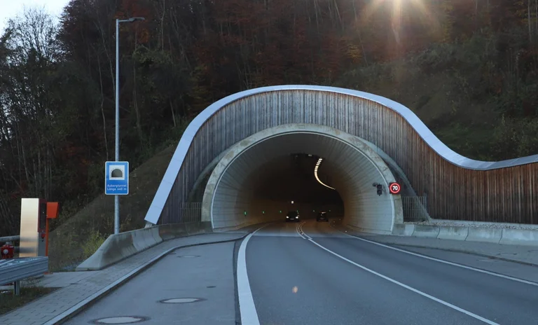 Pilotlehrgang - An drei Tagen drehte sich alles um den Aubergtunnel in Altenmarkt.JPG